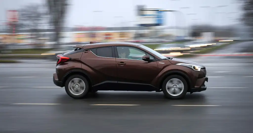 Příspěvek na dojíždění do práce v Německu 2026: Jak efektivně odečíst náklady a zvýšit vrácení daně?